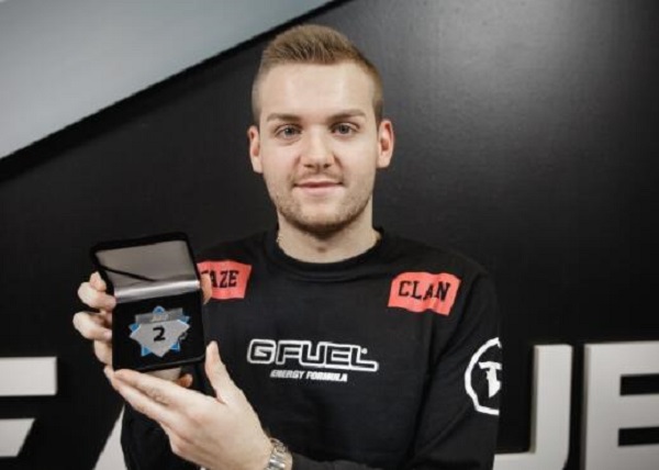 B8 将面对 Legacy ，而 NRG 将面对 Fnatic ，争夺 StarLadder Budapest Major 第二阶段的名额